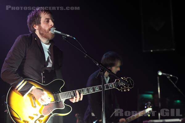 I LIKE TRAINS - 2009-03-07 - PARIS - Le Bataclan - Guy Bannister - Alistair Bowis